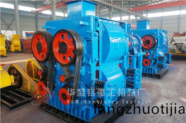 四輥(gun)破(po)碎機(ji)