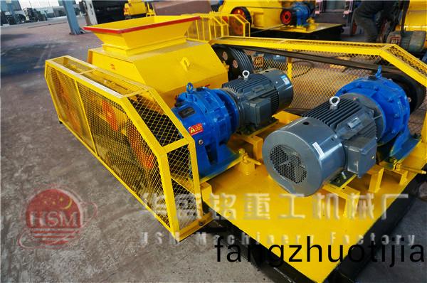 對(dui)輥(gun)破碎(sui)機