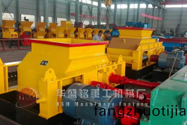 輥(gun)式(shi)破碎機(ji)圖(tu)片