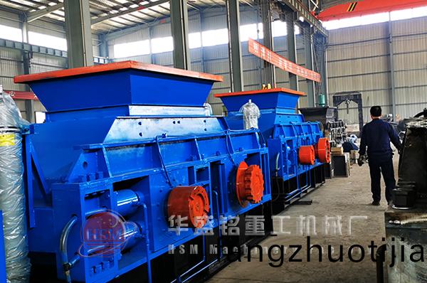 1510對輥破(po)碎(sui)機(ji)髮貨圖(tu)片