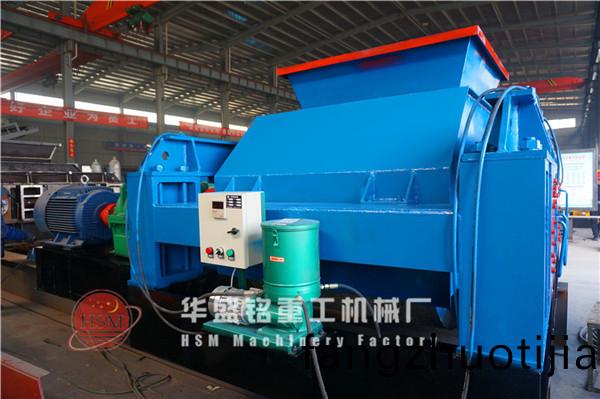 對(dui)輥(gun)破(po)碎機(ji)圖(tu)片(pian)