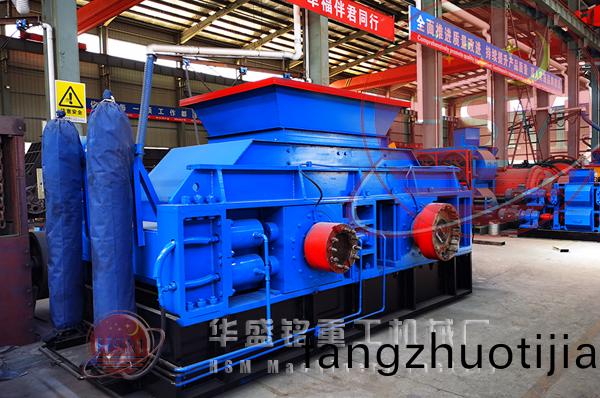 對(dui)輥破(po)碎機(ji)圖片(pian)