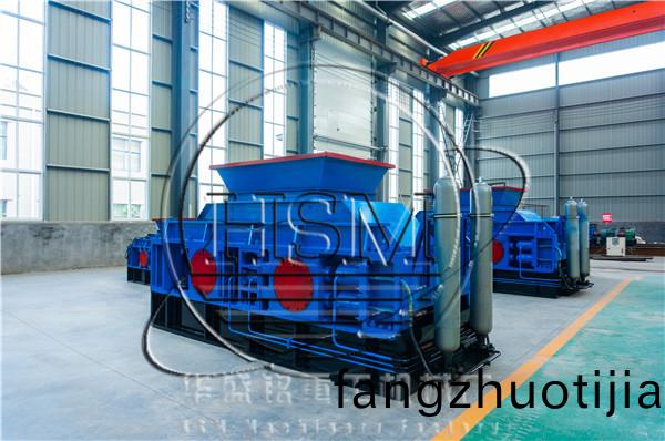 對(dui)輥破(po)碎(sui)機(ji)圖(tu)片(pian)
