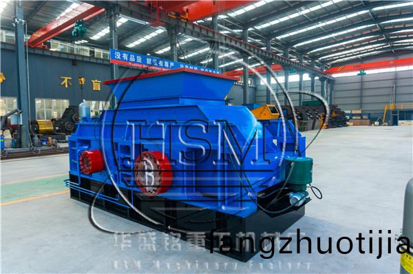 雙(shuang)齒(chi)輥(gun)破(po)碎機