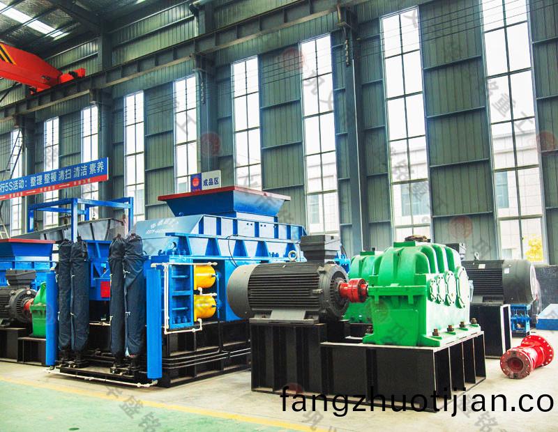 對輥(gun)破(po)碎(sui)機