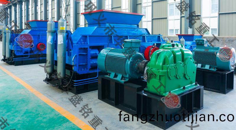 對輥製(zhi)砂(sha)機