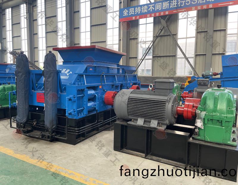 對(dui)輥製(zhi)砂機