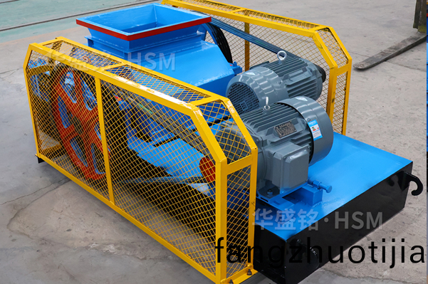 廢(fei)舊(jiu)瀝青(qing)再(zai)生(sheng)料(liao)破(po)碎機價格(ge),瀝青再(zai)生(sheng)料(liao)雙(shuang)齒(chi)輥破(po)碎機廠傢,廢舊瀝青再(zai)生(sheng)料(liao)破碎設備型號